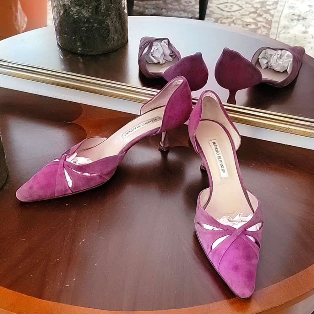 Manolo Blahnik 2" D'Orsay Heels